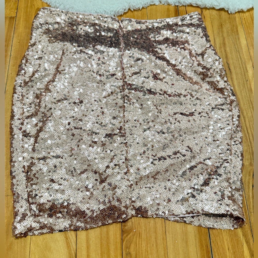 Sequin Embellished Skirt in Rose Gold
